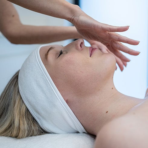 Le massage japonais du visage Kobido