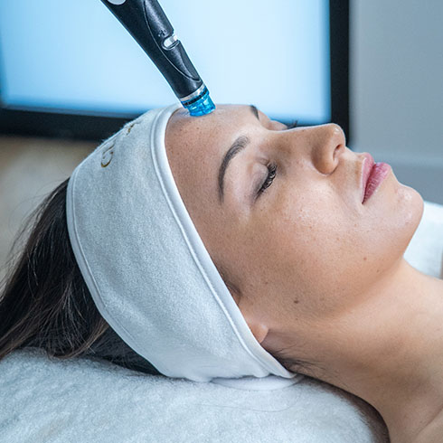 Soin peau hydrafacial, coup d'éclat